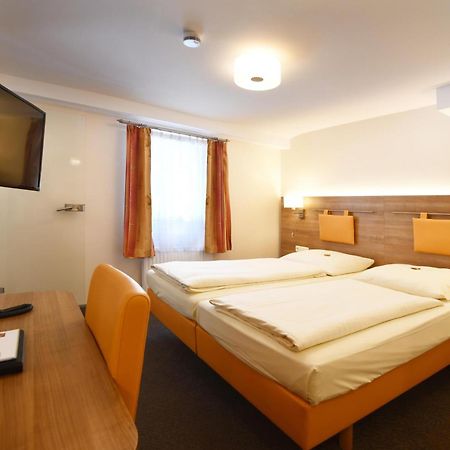 Kulinarium An Der Glems Otel Gerlingen Dış mekan fotoğraf