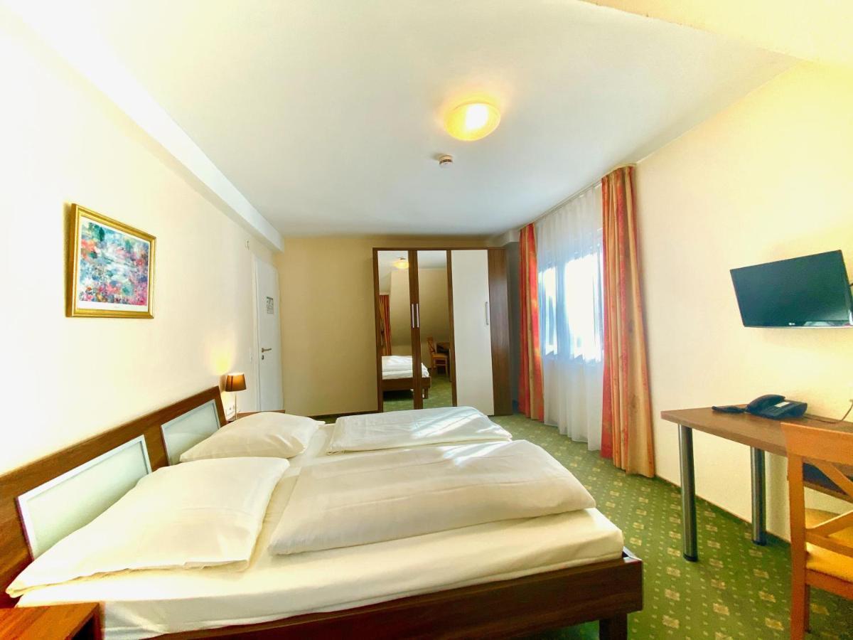 Kulinarium An Der Glems Otel Gerlingen Dış mekan fotoğraf